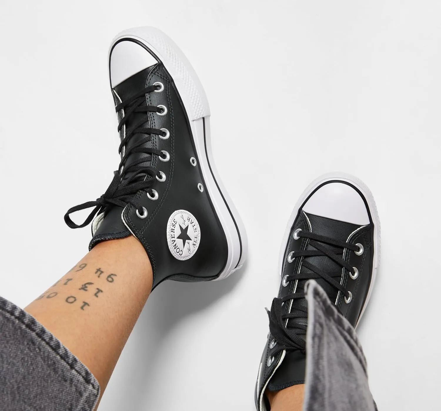 Converse Unisex-Adult Chuck Taylor All Star Seasonal 2019 High Top Sneaker
