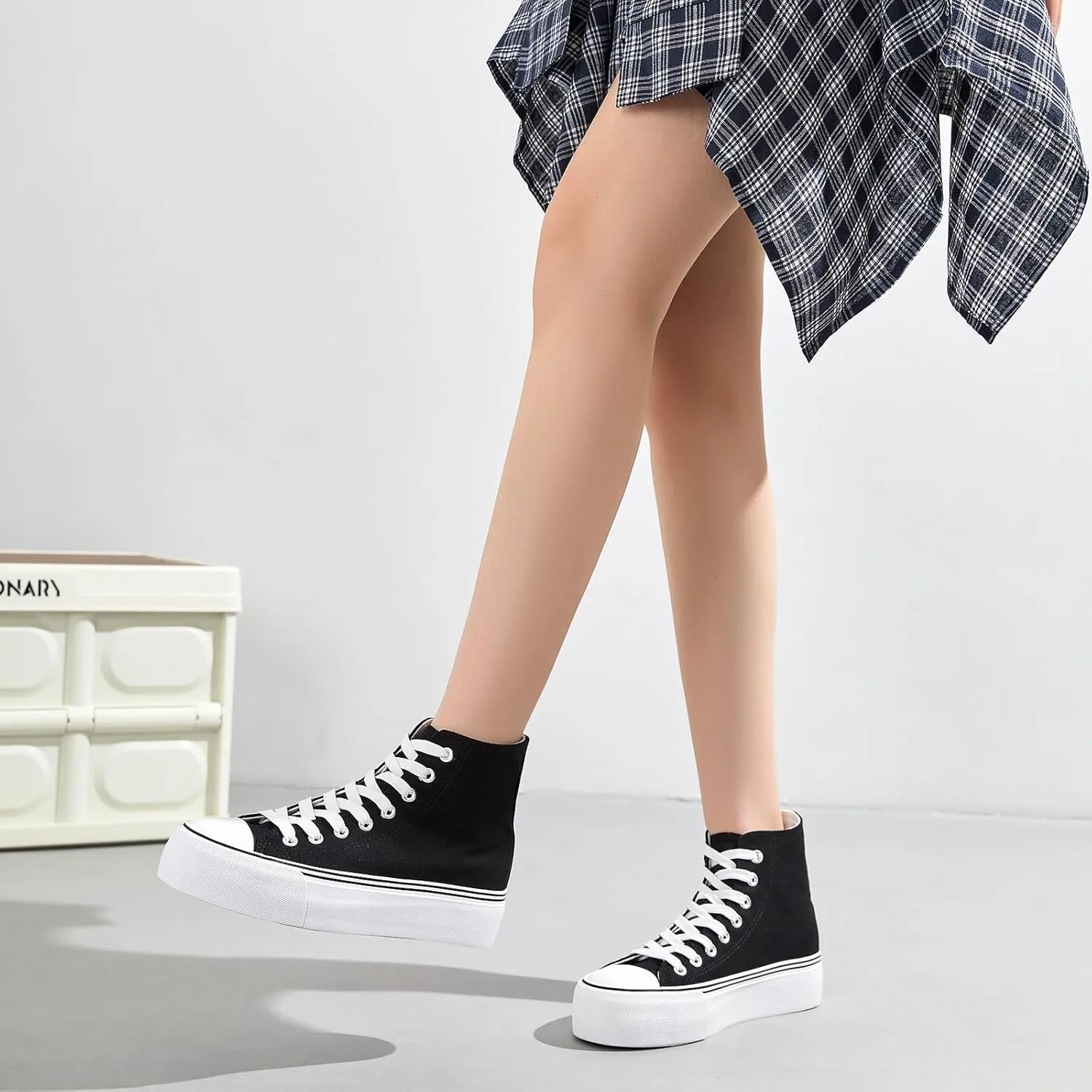 FINIWOR High Top Platform Sneakers for Women,Classic Black and White Canvas Shoes Womens Lace-up High Top Tennis Shoes