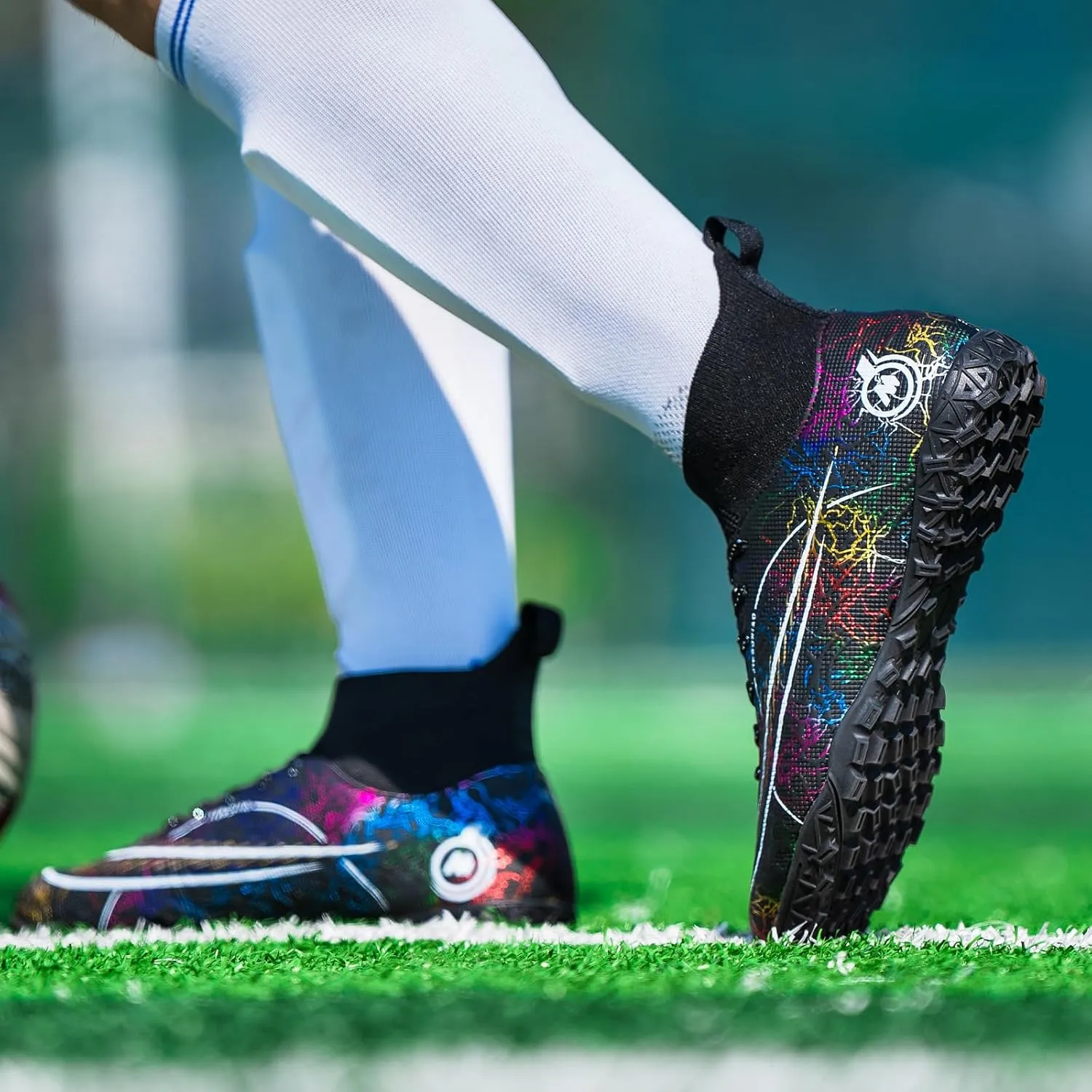 Kids Soccer Shoes Indoor Futsal Turf Youth Soccer Cleats Boys TF High-Top Football Boots for Training Outdoor Indoor