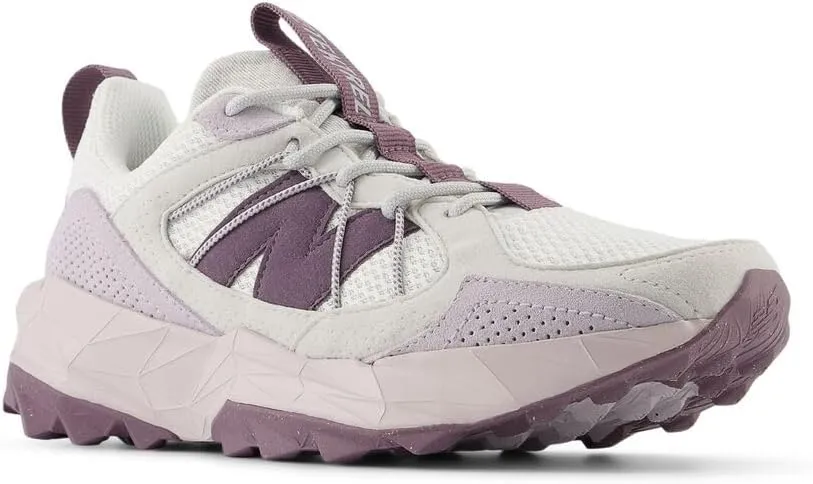 New Balance Women's Dynasoft Tektrel V1 Suede Trail Running Shoe
