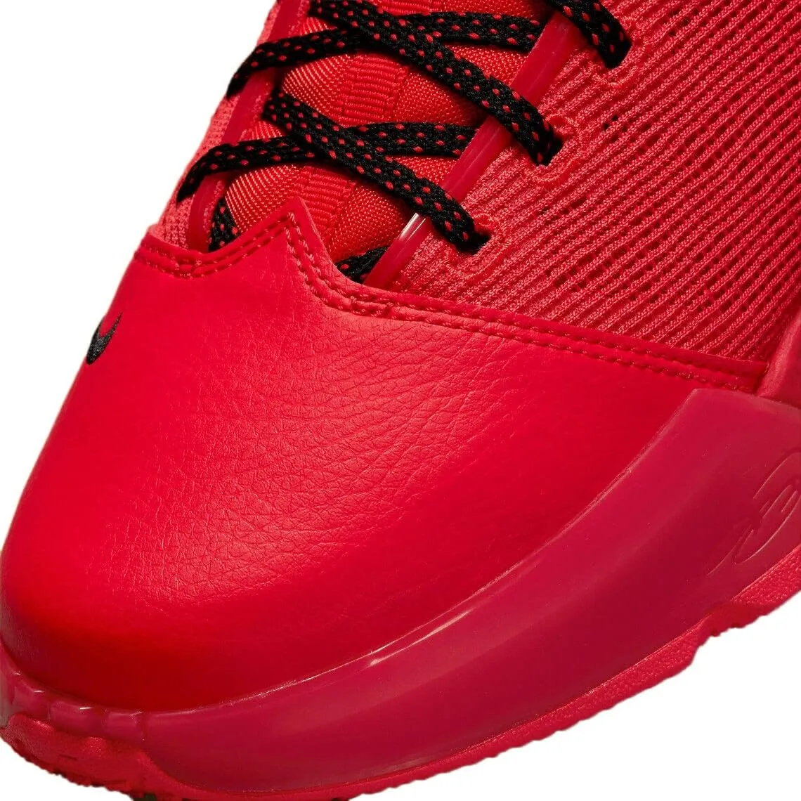 Nike Lebron 19 Low Basketball Shoes