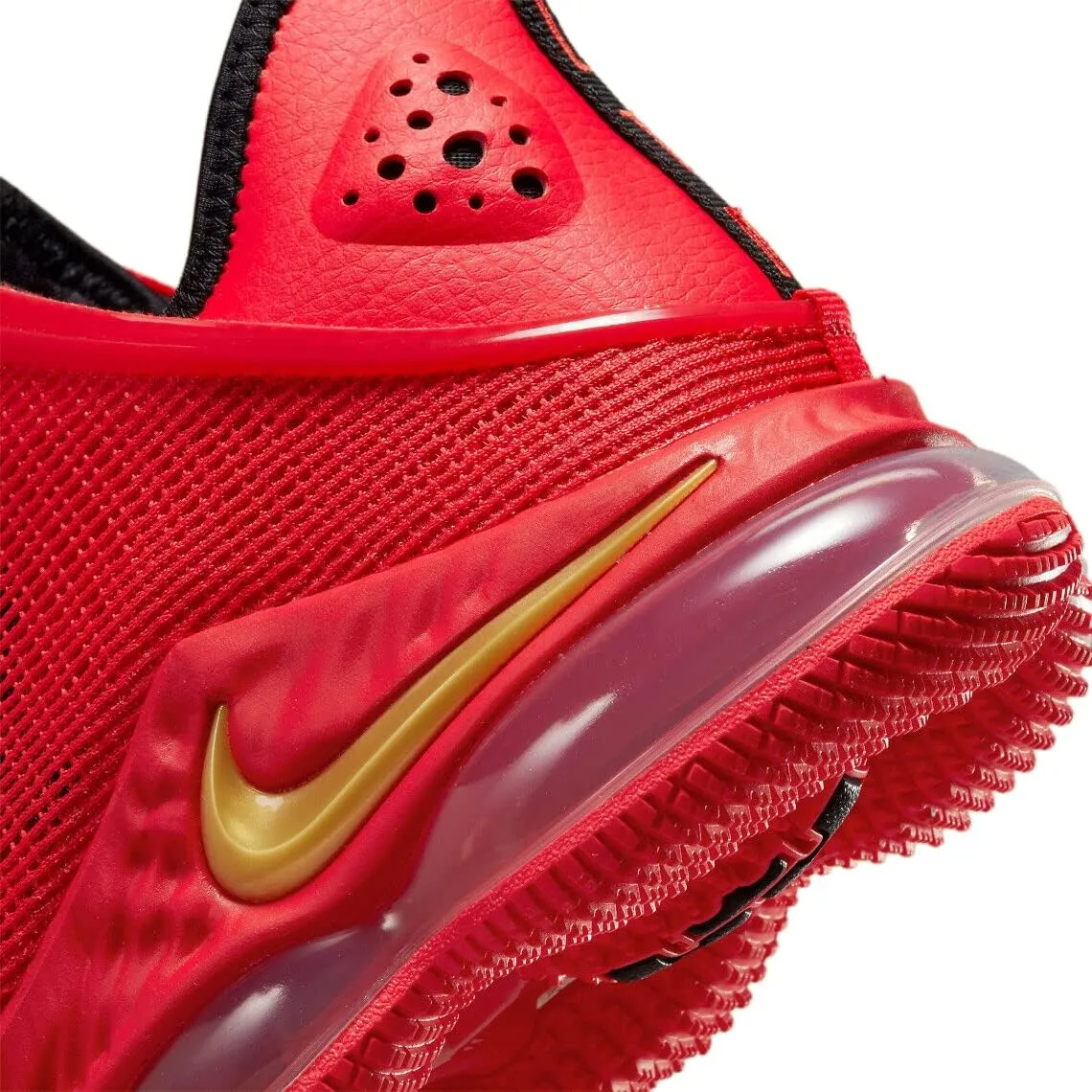 Nike Lebron 19 Low Basketball Shoes