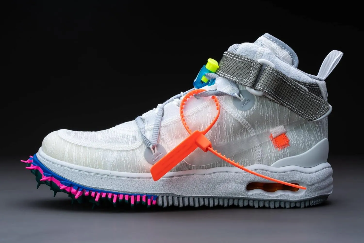 Nike Mens Air Force 1 Mid DO6290 001
