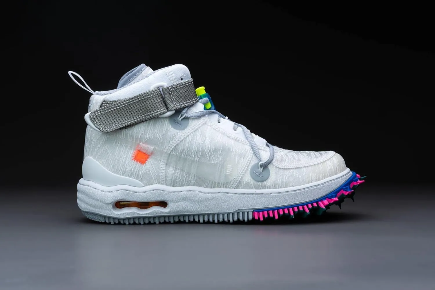 Nike Mens Air Force 1 Mid DO6290 001