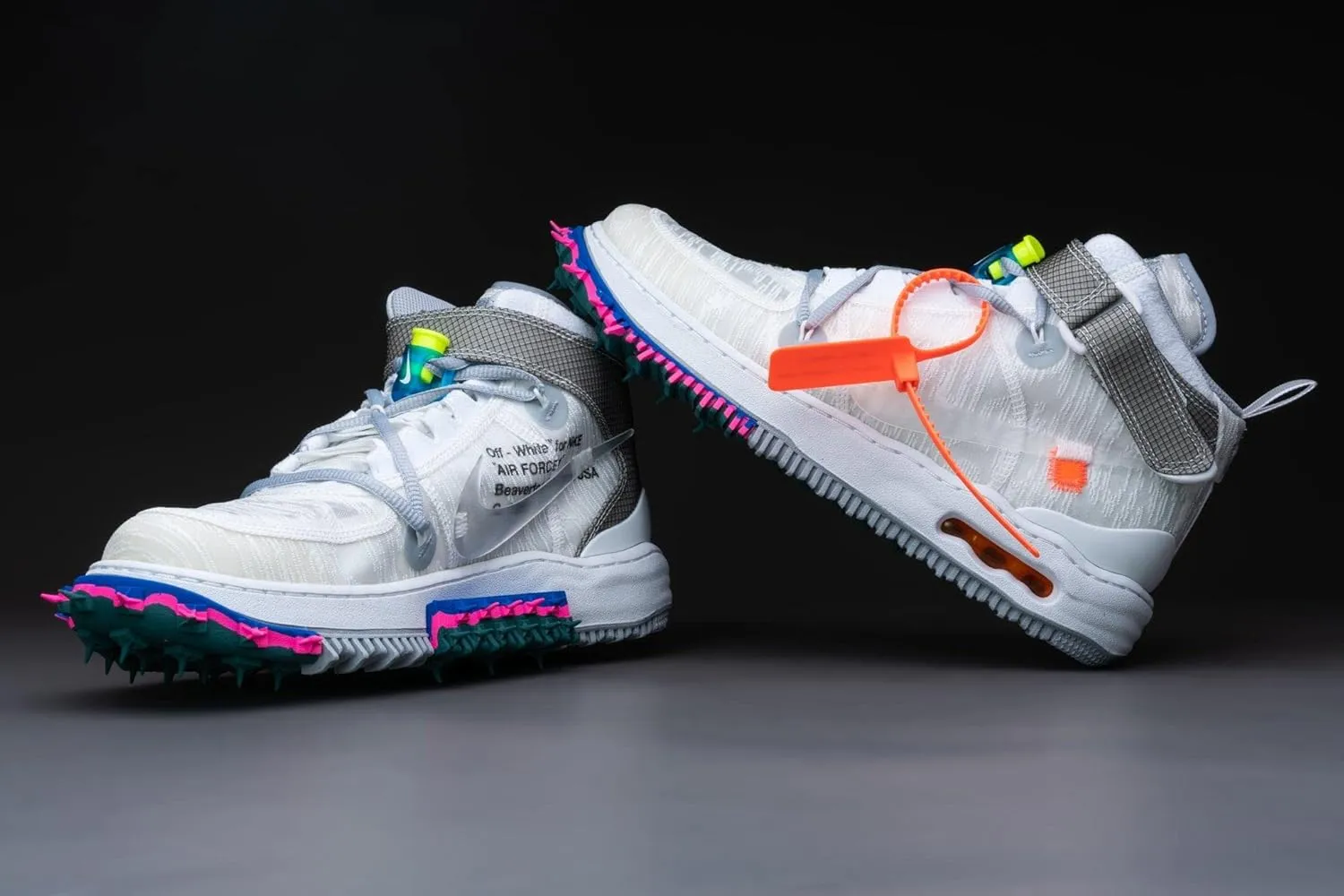 Nike Mens Air Force 1 Mid DO6290 001