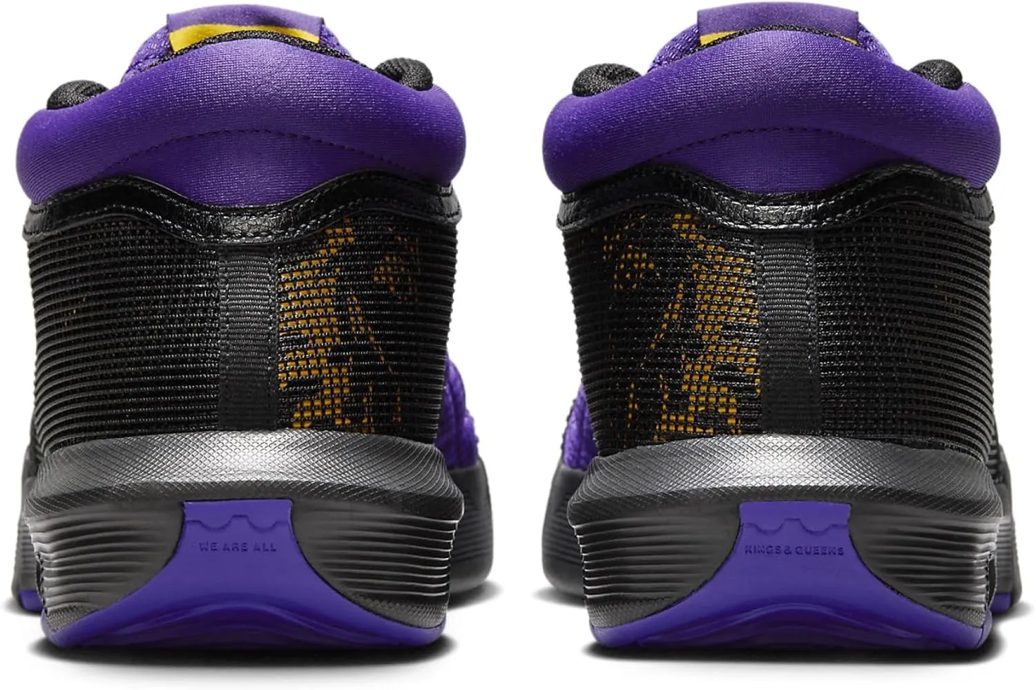 Nike Men's Basketball Shoe