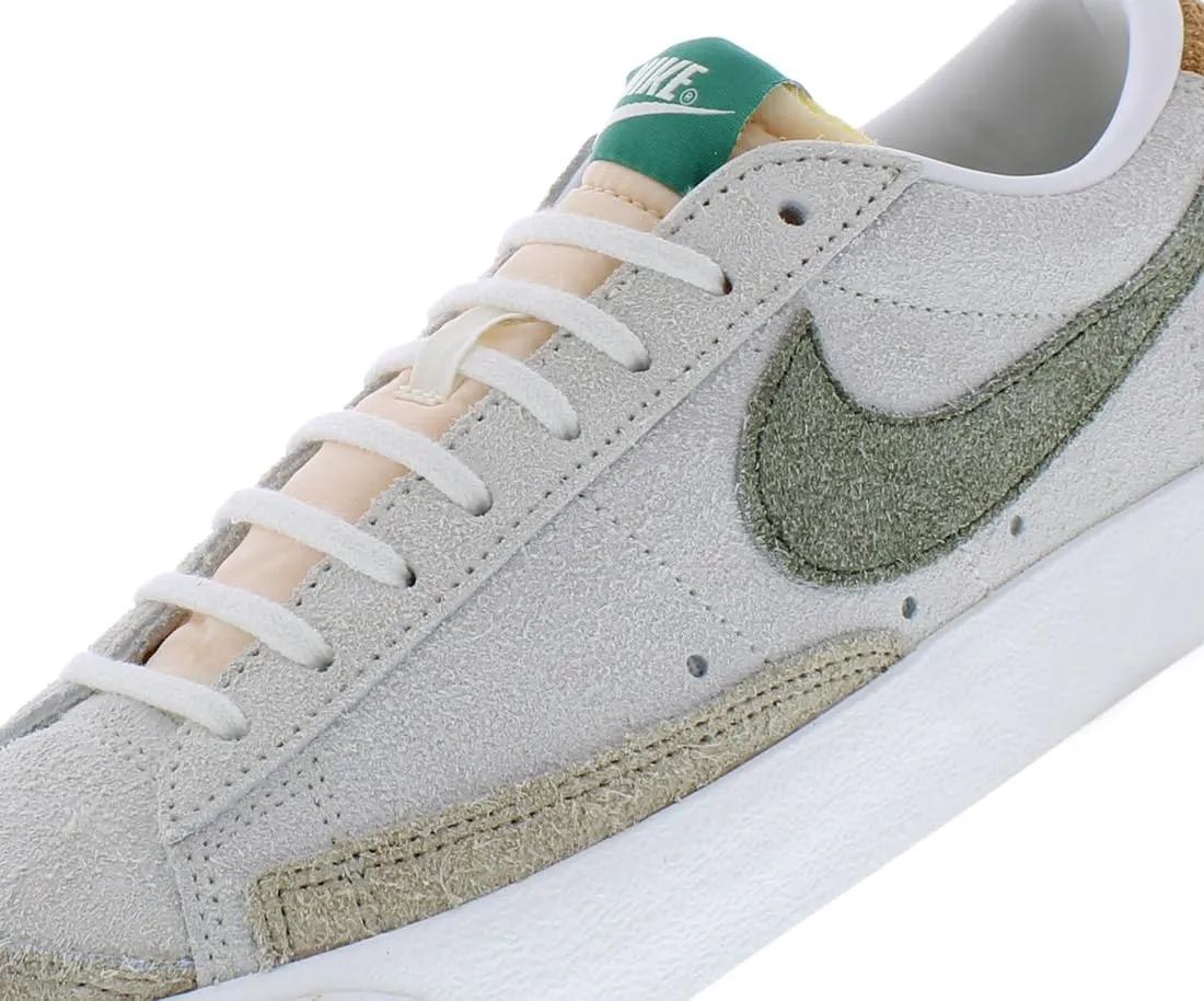 Nike Men's Classic Basketball Shoe
