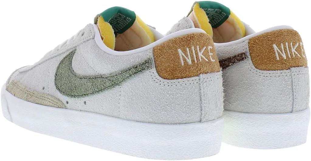 Nike Men's Classic Basketball Shoe