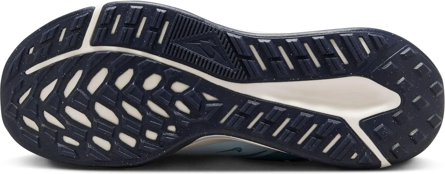 Nike Men's Low-top Walking Shoe