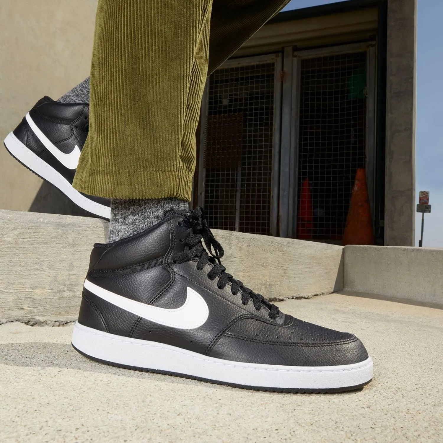 Nike Men's Sneaker