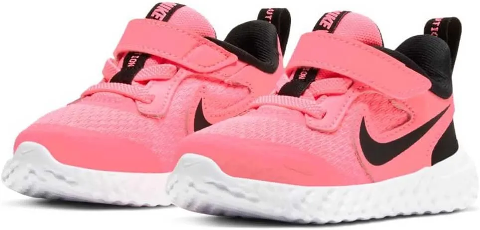 Nike Unisex Revolution 5 Grade School Running Shoe, Kids