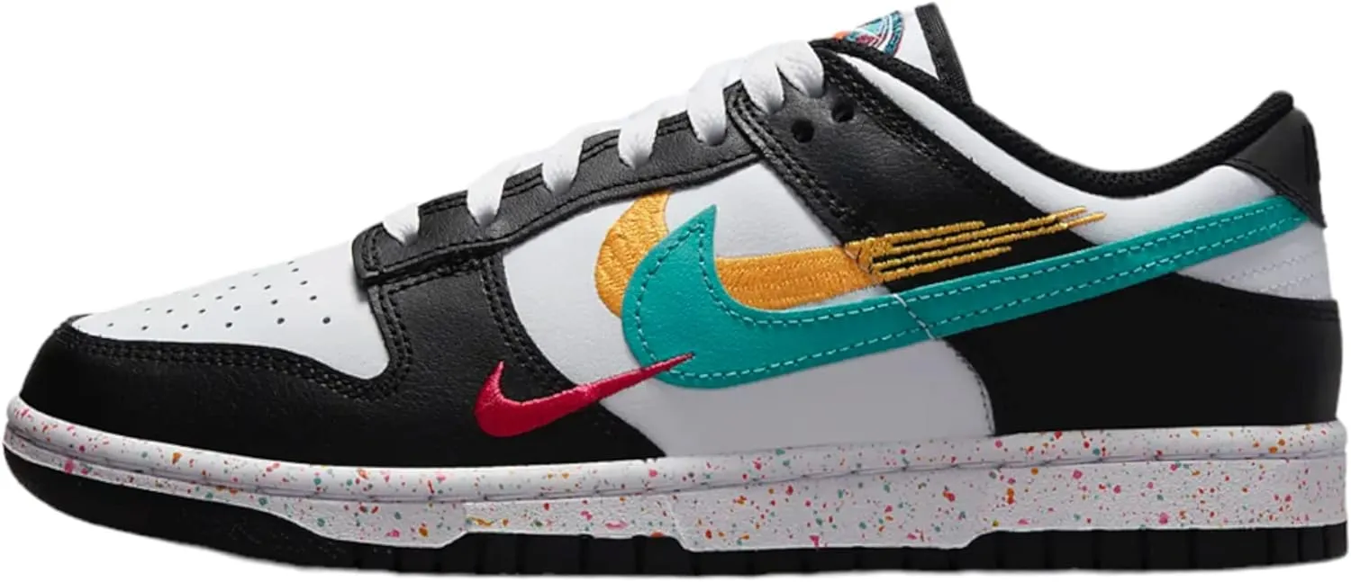 Nike Women's Dunk Low Se Shoes