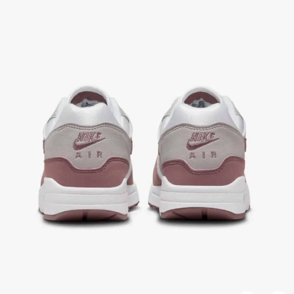 Nike Women's Race Running Shoe