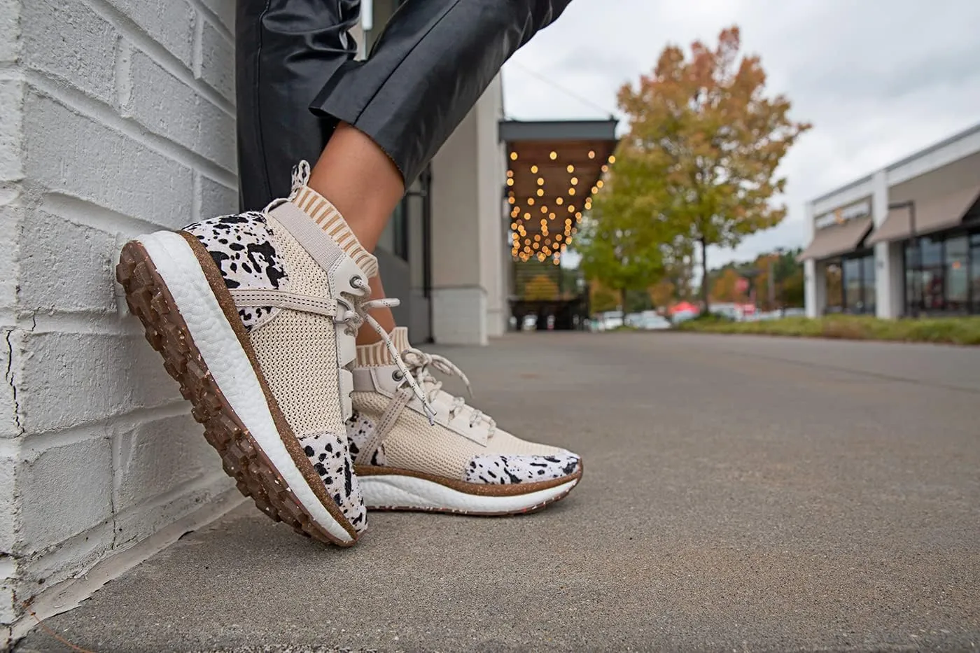 OTBT Women's Hybrid High Top Sneaker