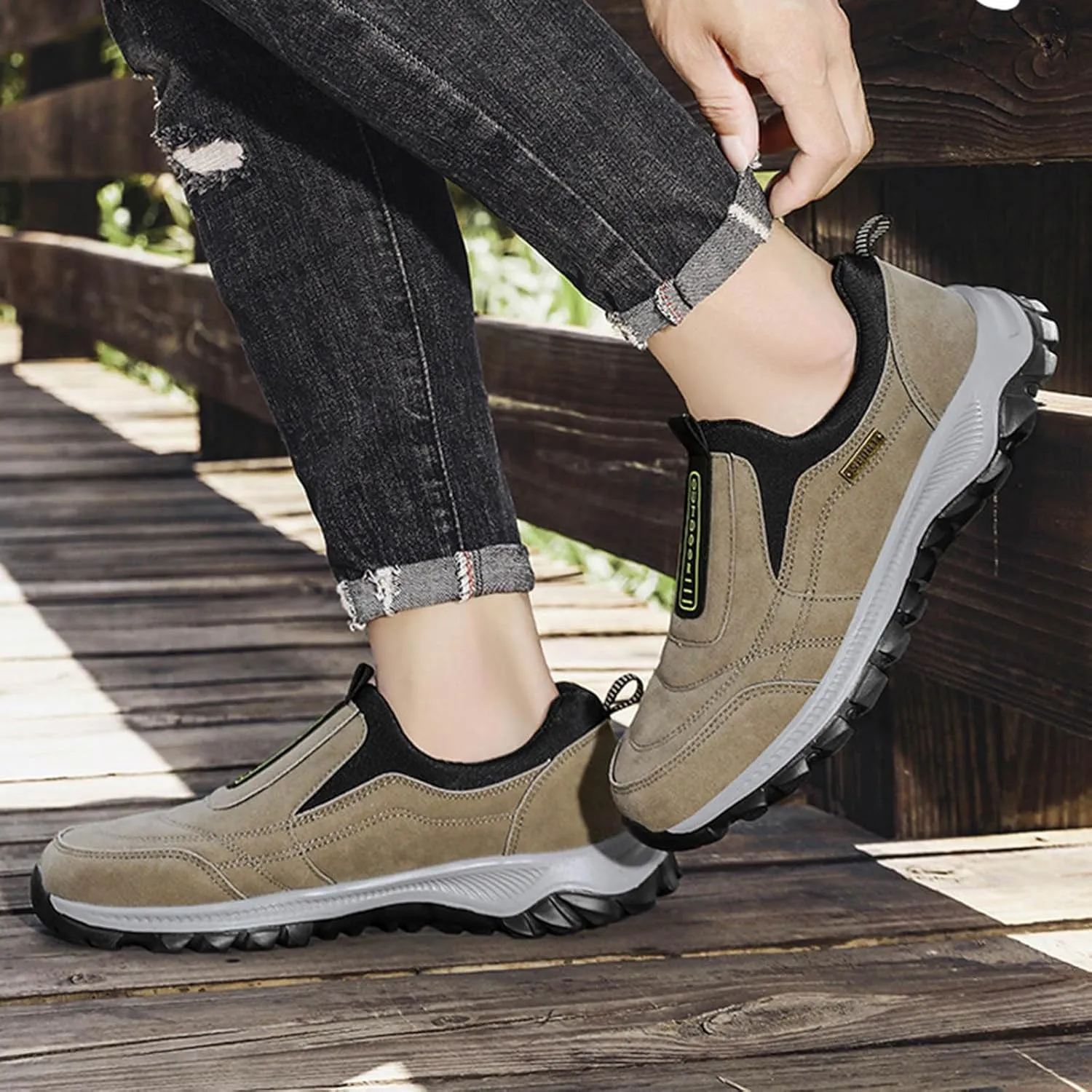 Slip on Loafers Men’s Hiking Shoes Lightweight Walking Shoes Comfortable Trekking and Trail Shoes for Outdoor Driving
