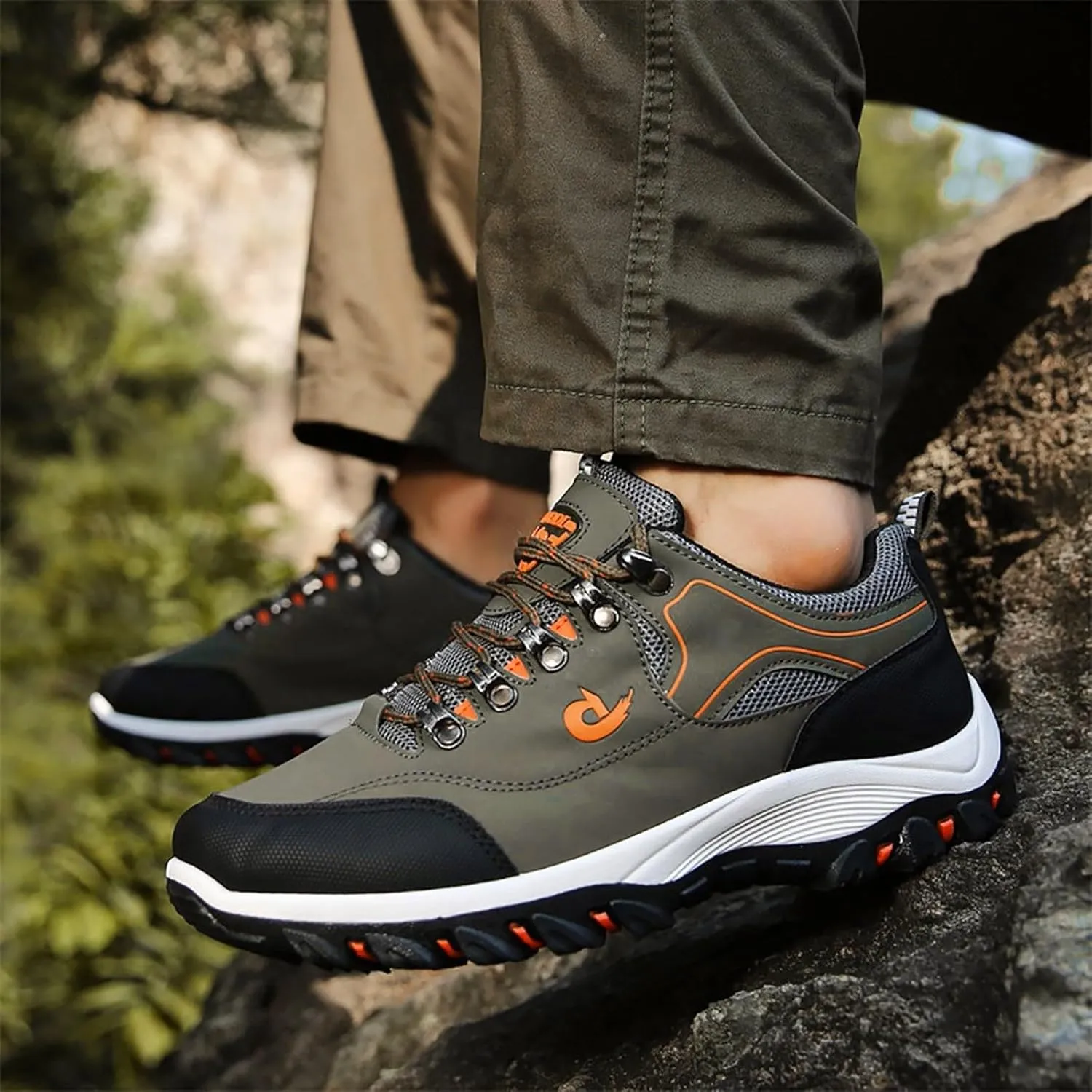 Slip on Loafers Men’s Hiking Shoes Lightweight Walking Shoes Comfortable Trekking and Trail Shoes for Outdoor Driving